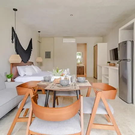 Seremonia Selva New Suite Near Beach For Couple And 2 Kids Private Pool Free Parking